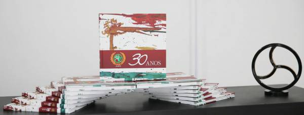 ABO lança livro histórico para comemorar seus 30 anos de atuação